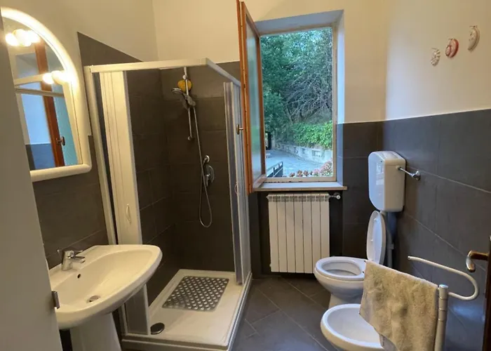 Casa In Campagna: Completo Relax Albissola Marina