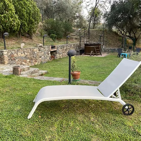 Casa In Campagna: Completo Relax Albissola Marina
