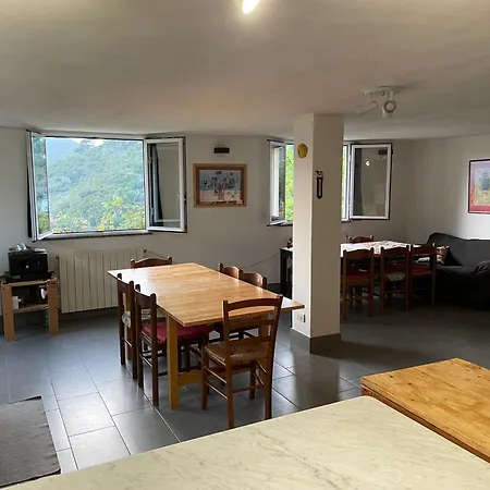 Casa In Campagna: Completo Relax * Albissola Marina